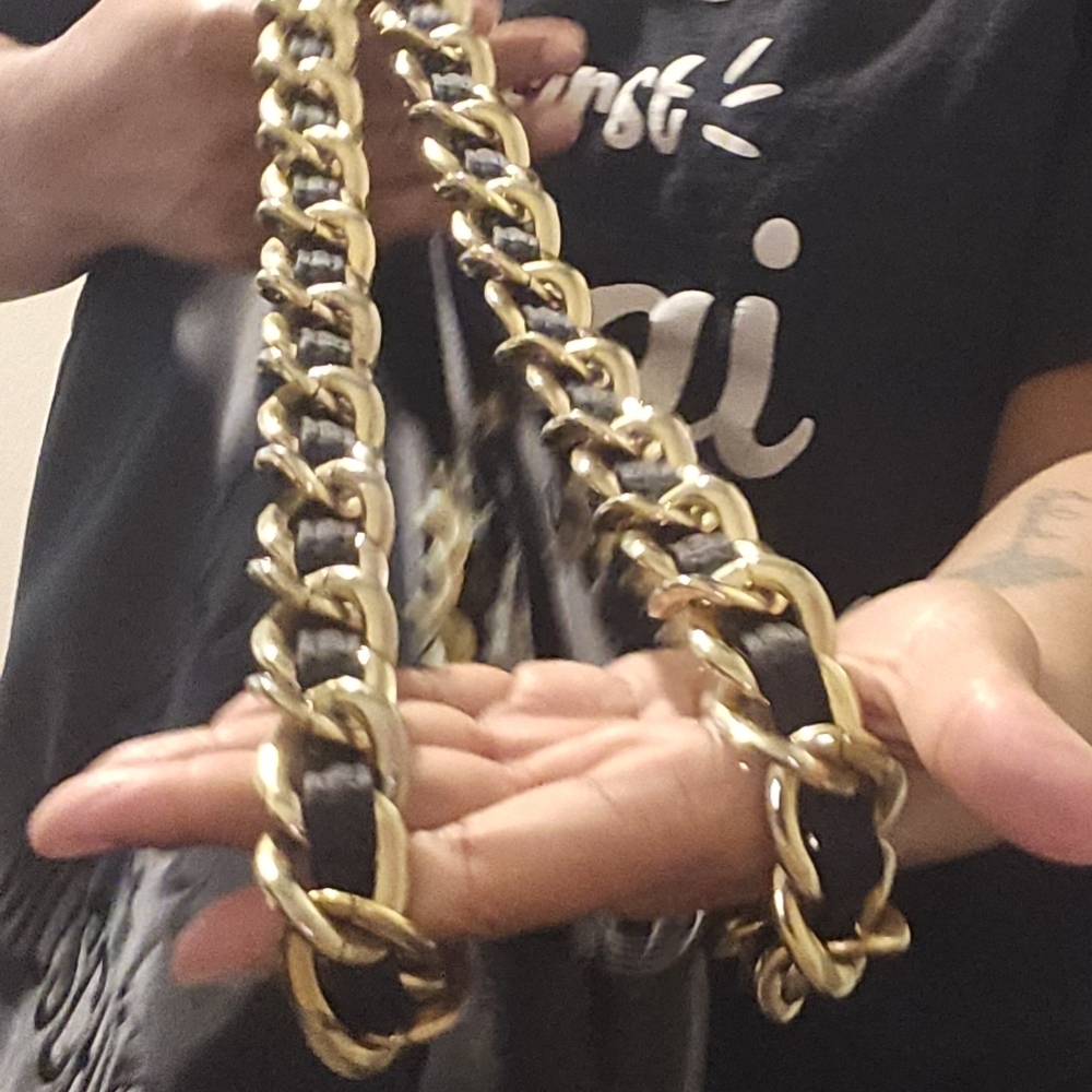 Moschino Oversized Cheap & Chic Chunky Chain Tote ( RARE ) - Picture 4 of 6